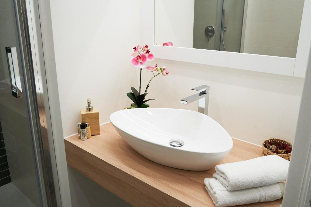Toscano Palace Luxury Rooms CTA Exterior photo