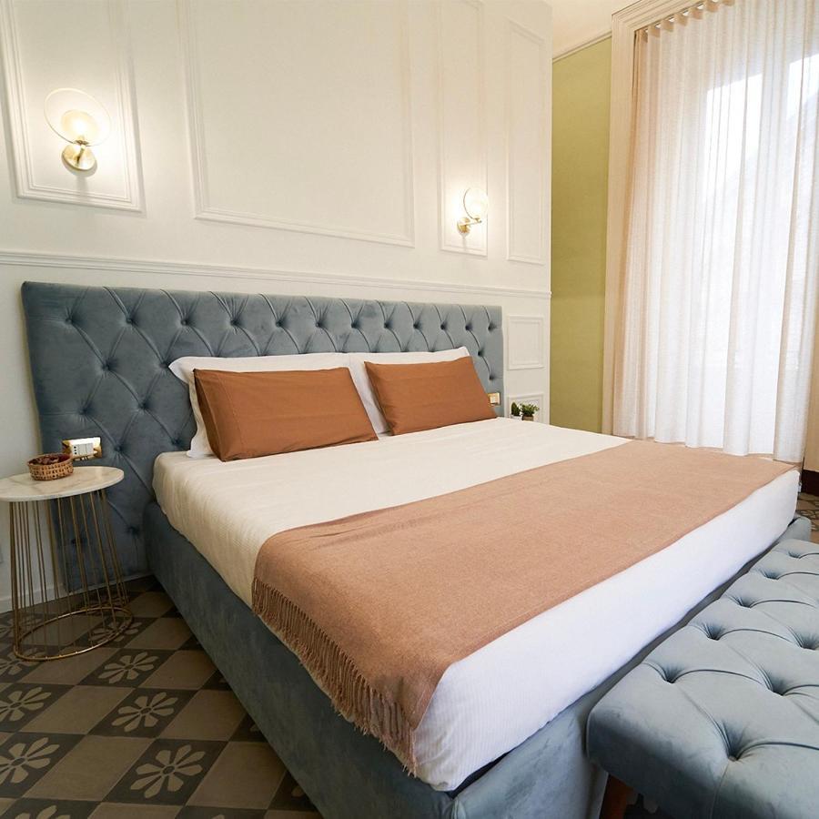 Toscano Palace Luxury Rooms CTA Exterior photo