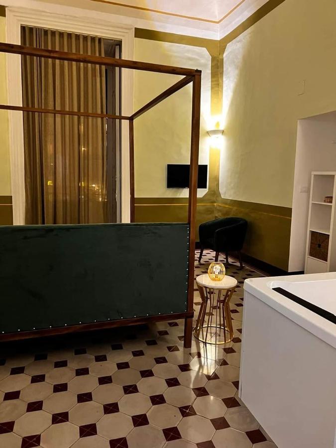 Toscano Palace Luxury Rooms CTA Exterior photo