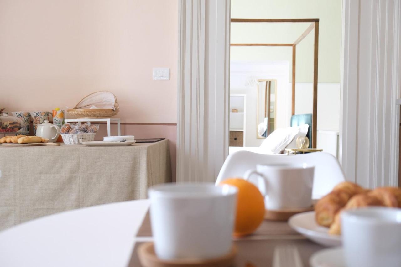 Toscano Palace Luxury Rooms CTA Exterior photo