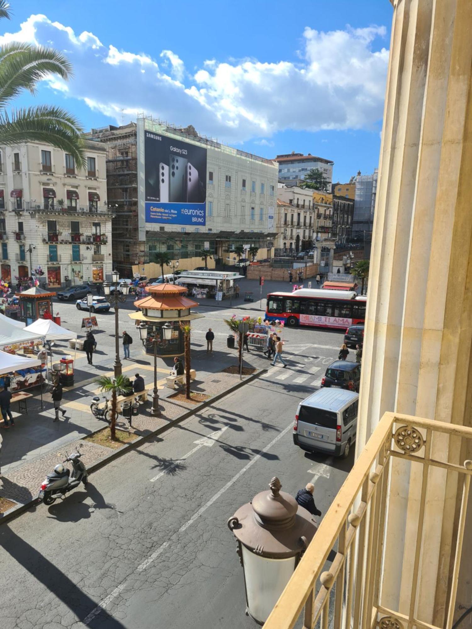 Toscano Palace Luxury Rooms CTA Exterior photo